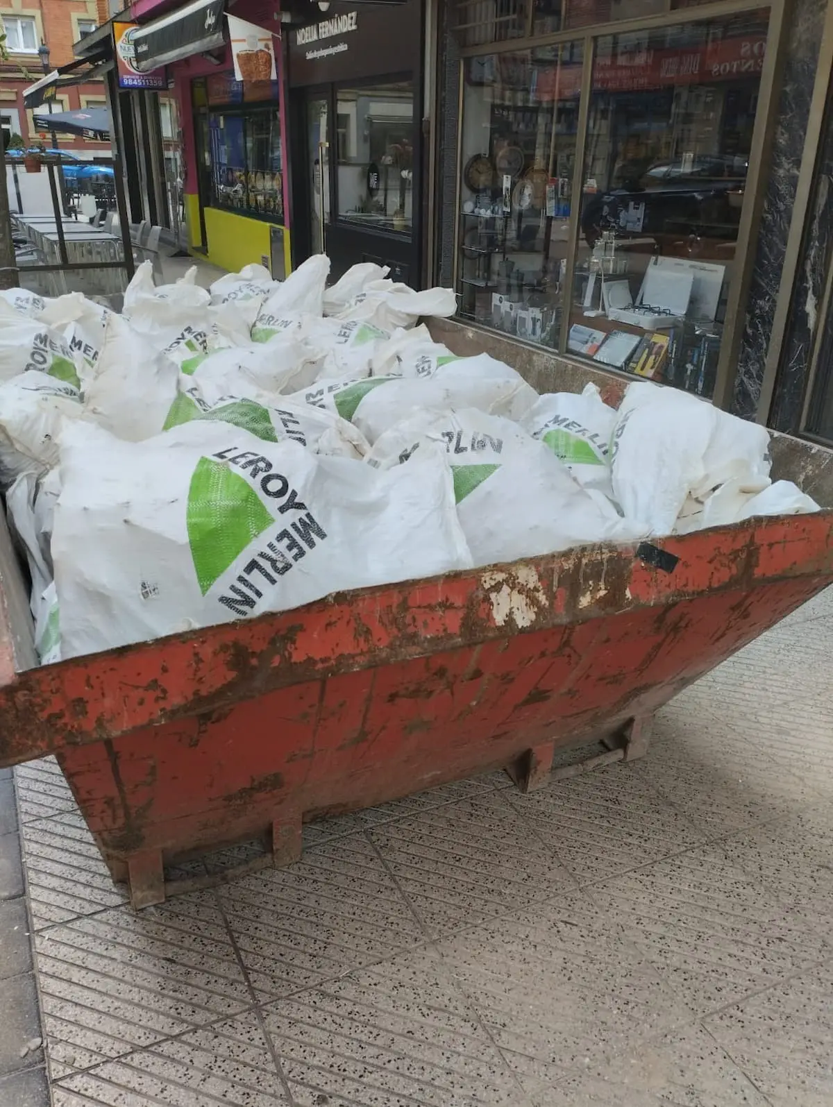 Escombros y demoliciones de interior en Asturias