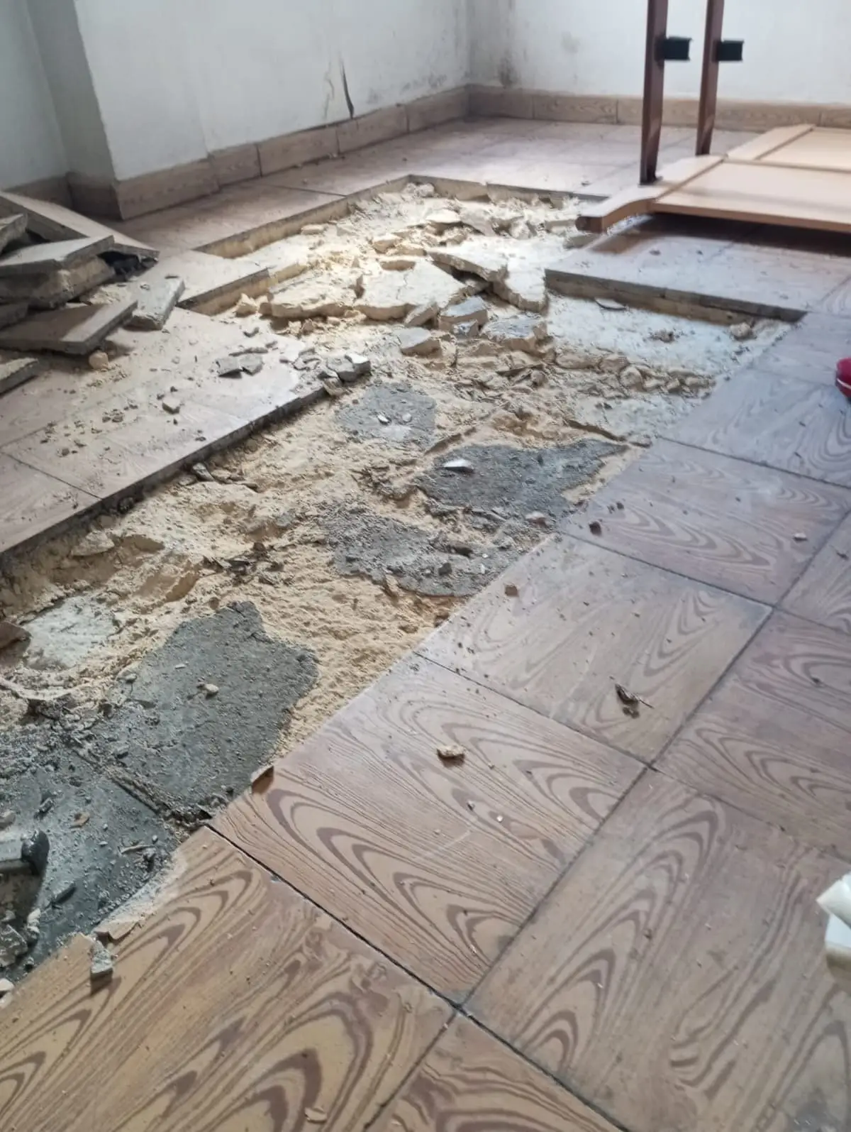 Pequeñas reformas en demoliciones de interior, Asturias